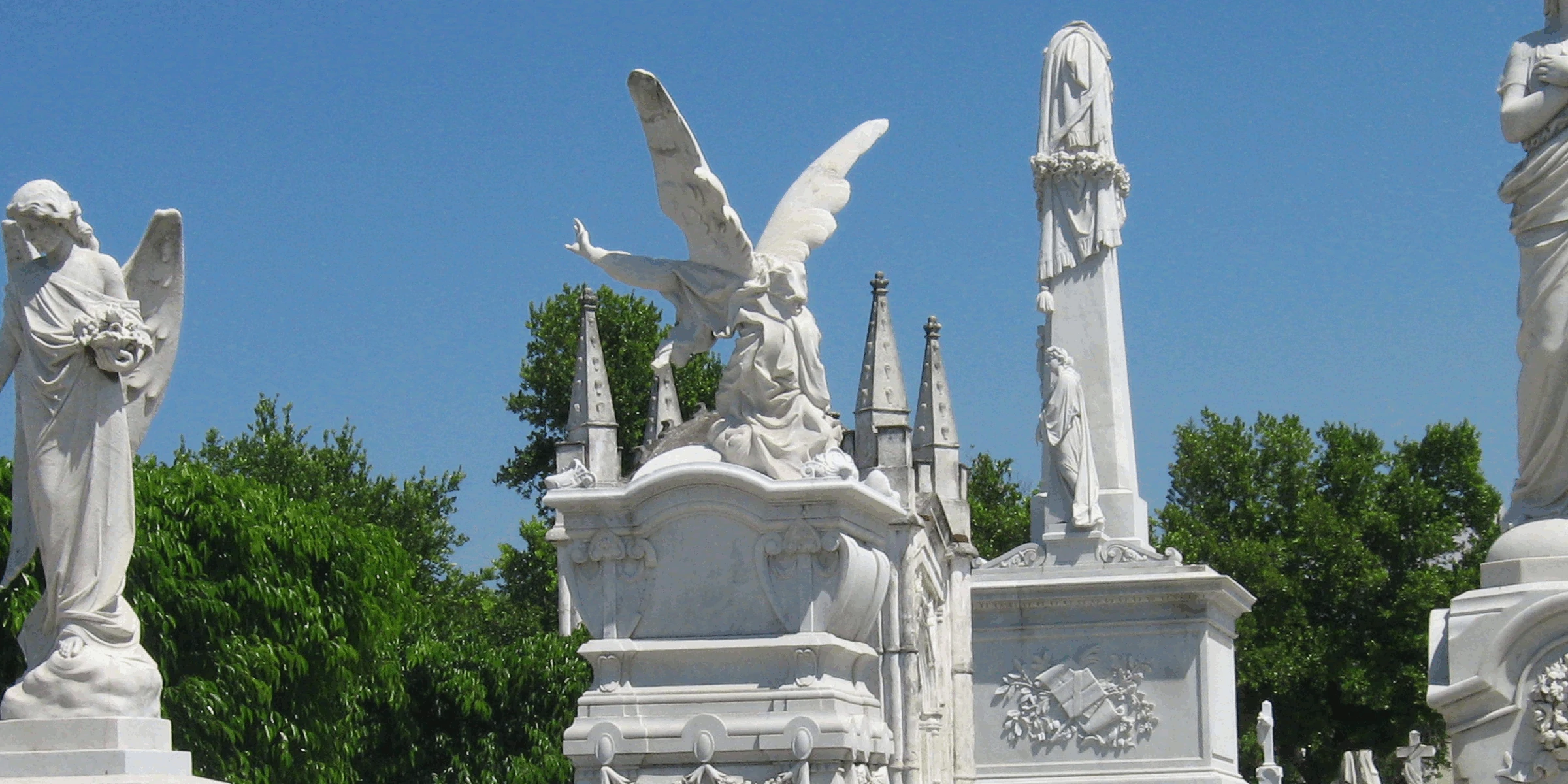 An animated image of cemetery statues, Havana, Cuba
